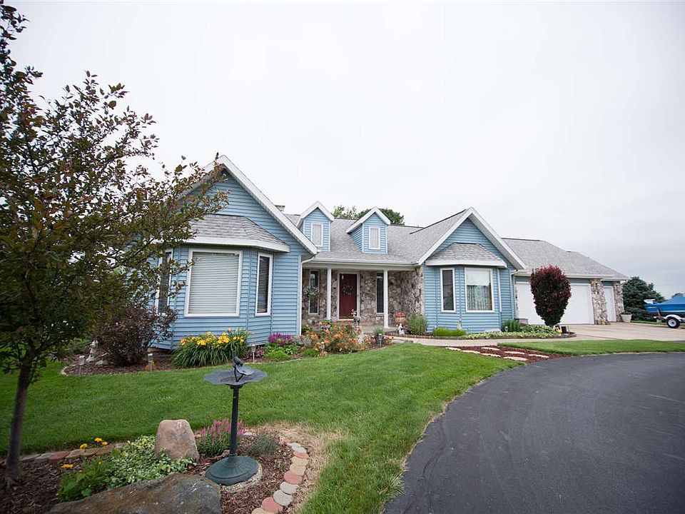 1st image of 4865 N Conrad Ct