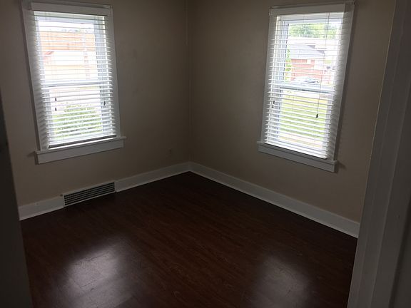 4th image of 626 Kansas St