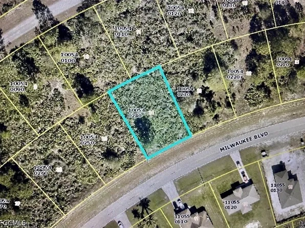 1161 Milwaukee Blvd, Lehigh Acres, FL 33974