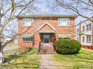 125 Illinois Ave, Paterson City, NJ 07503