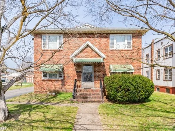 125 Illinois Ave, Paterson City, NJ 07503