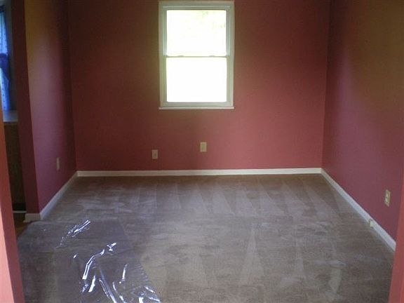 3rd image of 1231 S Woodland Dr