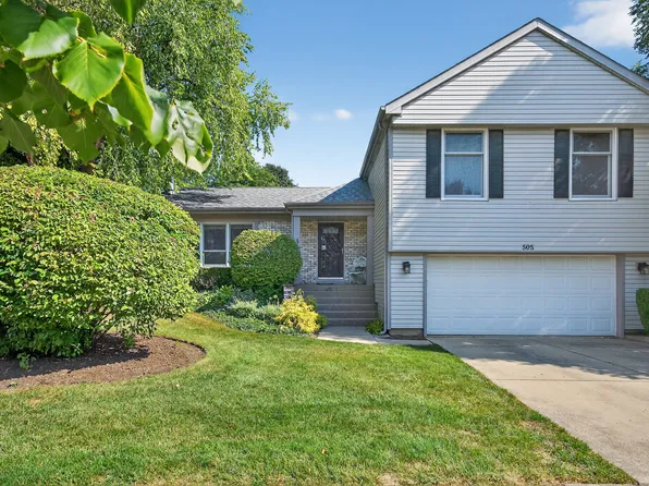505 Astoria Ct, Vernon Hills, IL 60061
