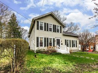 240 Salt Springs St, Fayetteville, NY 13066