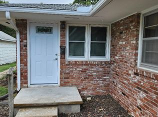 1215B N Monroe St, Hutchinson, KS 67501