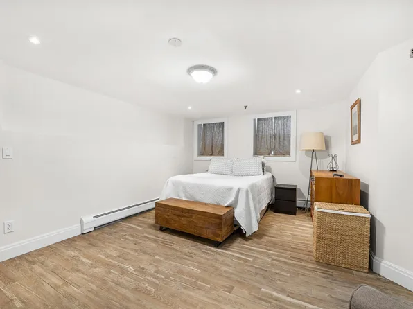 54 Magnolia Avenue image 12 of 17