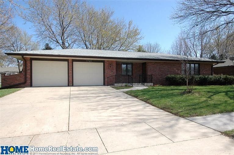 1st image of 1724 Rainbow Ave