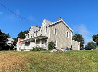 127 W Burd St, Shippensburg, PA 17257