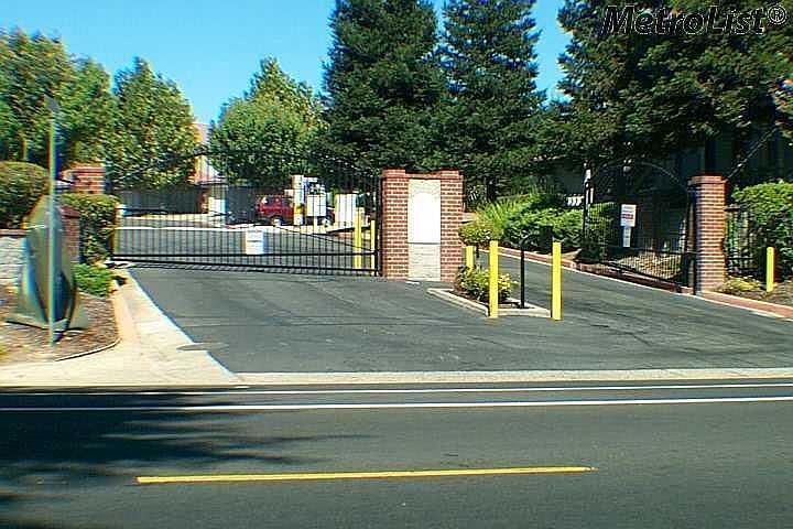 1st image of 7330 Stratford Pl Unit 703