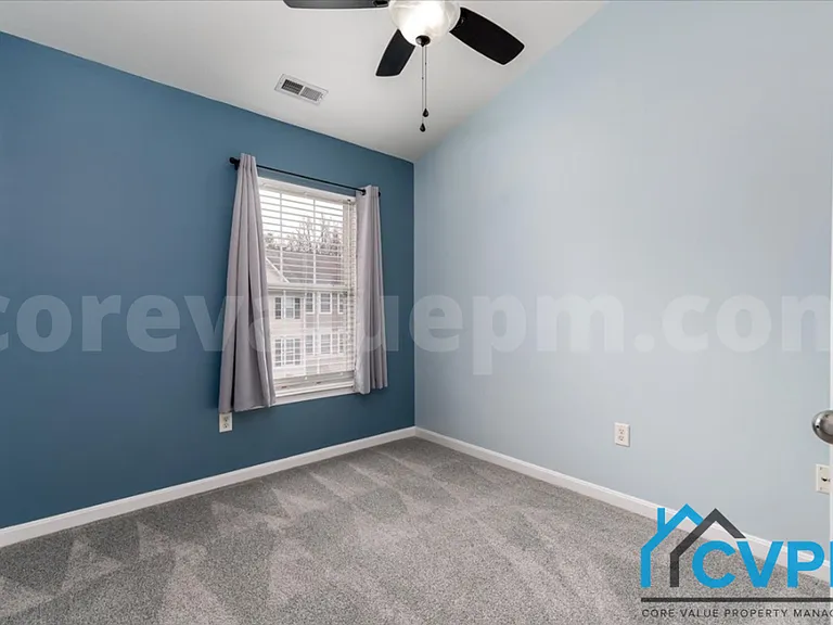 621 Trout Run Ct — Photo 23
