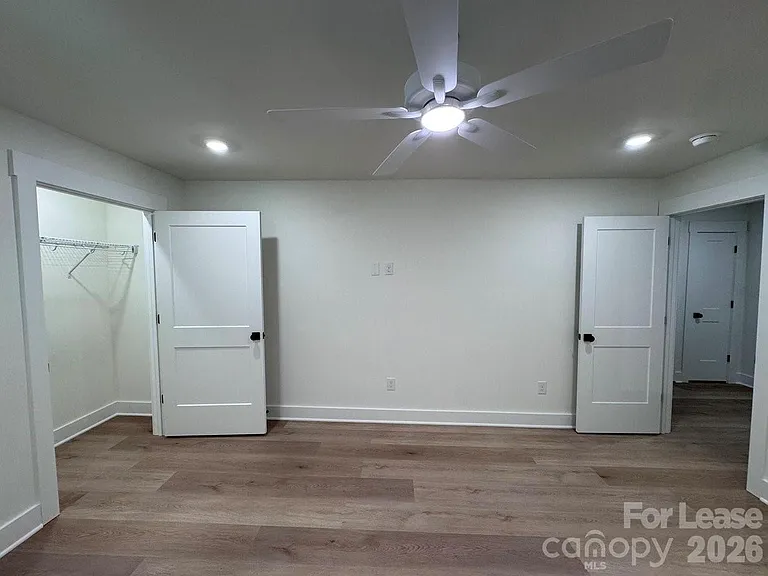 549 Manhasset Rd — Photo 24