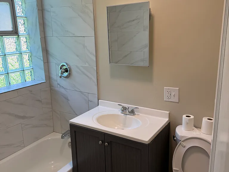 2159 S Millard Ave #1F — Photo 6