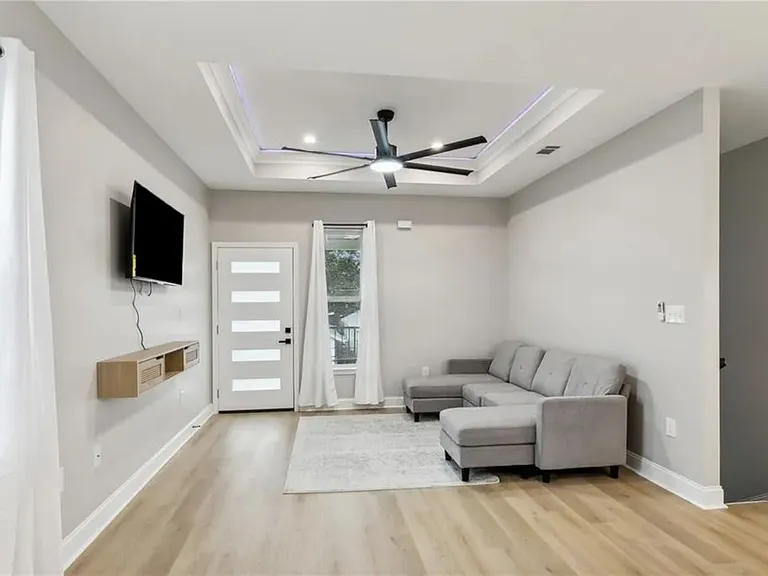 3521 Gibson St #3521 — Photo 3