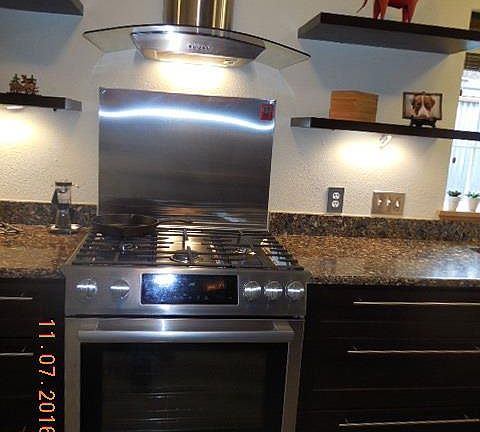 5th image of 1322 W 15th St #1/2