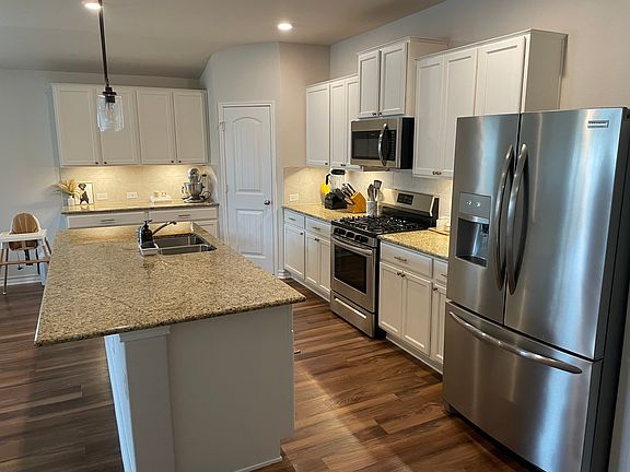 4th image of 6119 Akin Pl