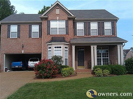Beautiful home like new move in ready