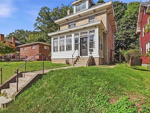 5th image of 1104 Cornell St