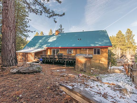3rd image of 10765 Pine Cone Dr