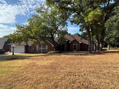 11527 Country Ln, Midwest City, OK, 73130