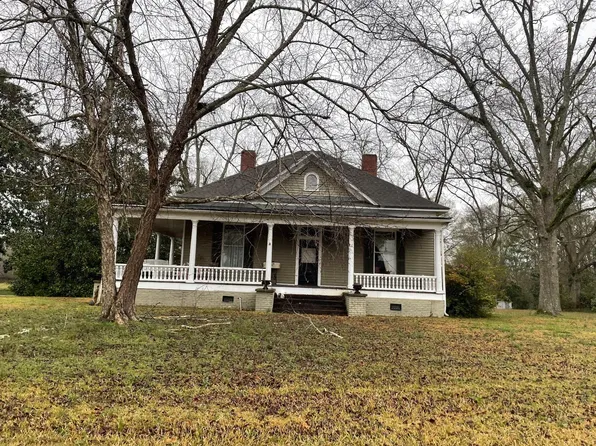 105 Williams Ave, Pine Mountain, GA 31822
