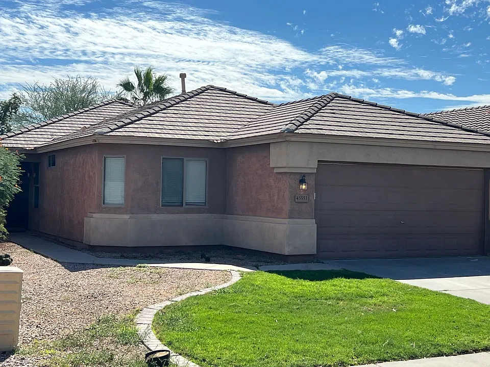 45553 W Sky Ln