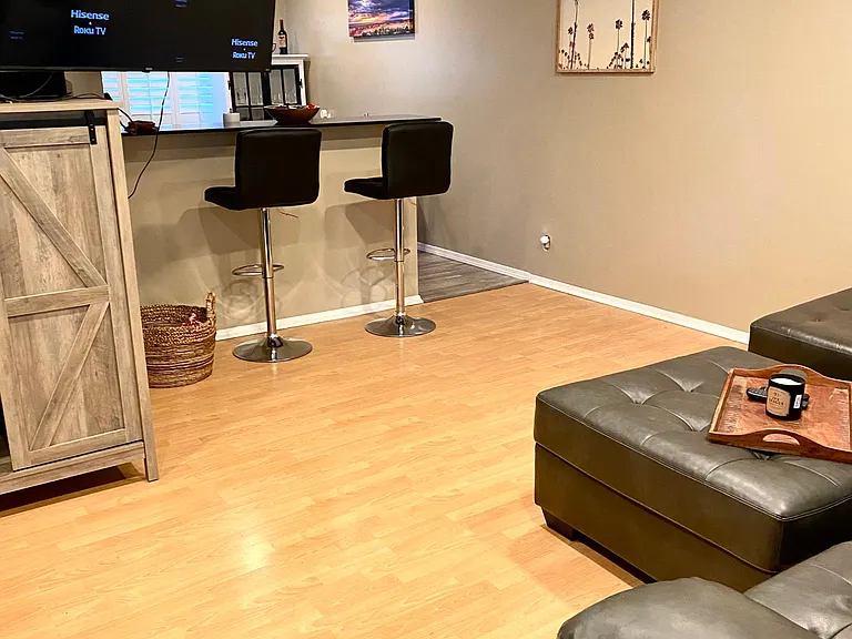 721 E Montebello Ave #213 — Photo 9