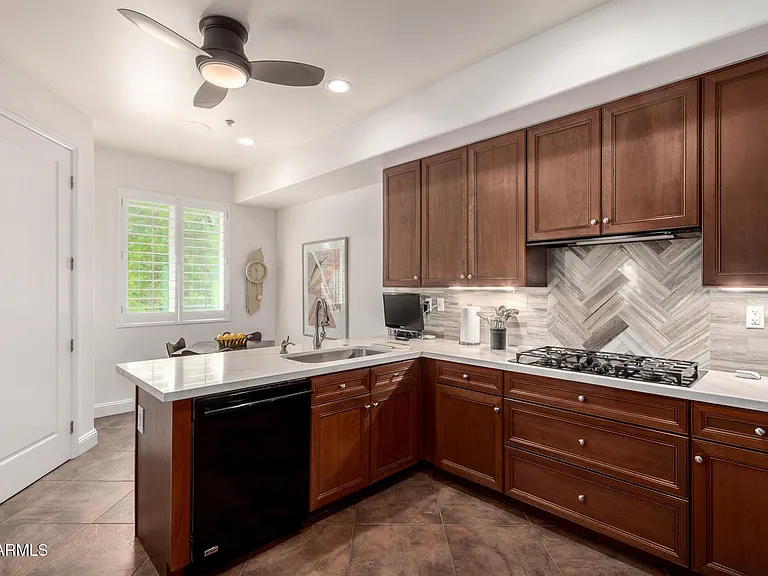 3801 N Goldwater Blvd #G201 — Photo 9