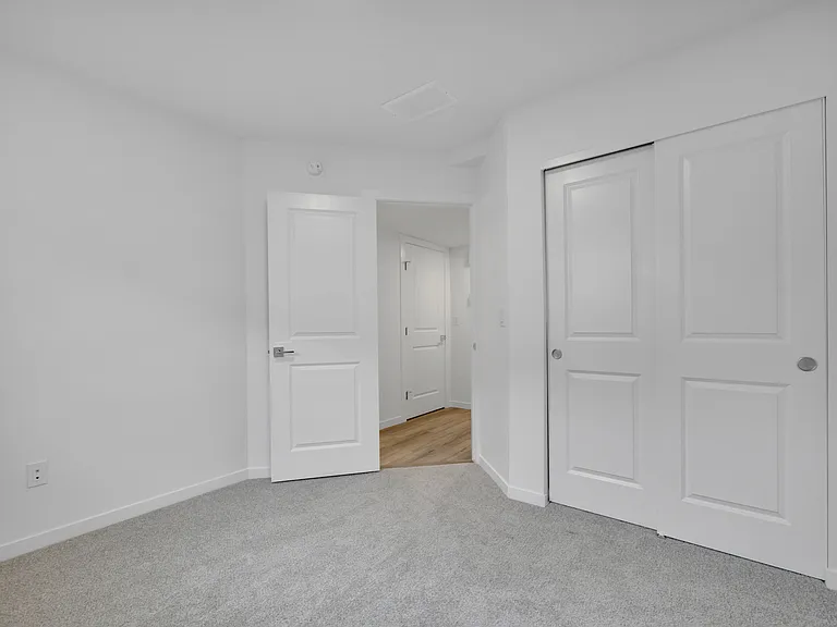 1235 Keswick Dr SW #4B — Photo 5
