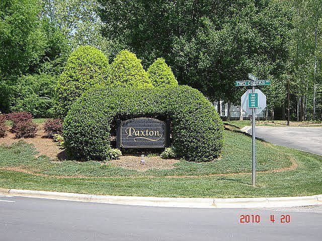 Paxton Greenmont Entrance