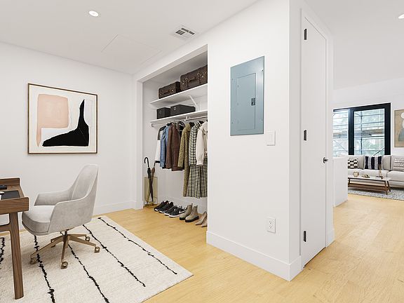 3rd image of 212 W 124th St #509