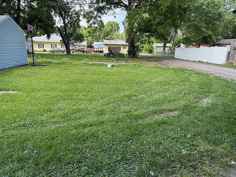 1501 S Prospect Ave — Photo 10