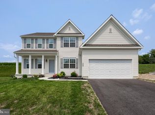 732 Billy Dr, Lancaster, PA 17601