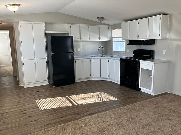 3rd image of 3323 Iowa St Lot 234