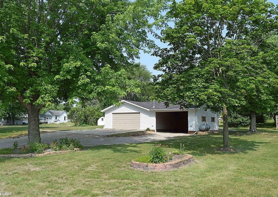 1313 Front St, Keosauqua, IA 52565 Zillow