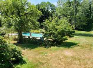 103 Bruning Rd APT A, New Hartford, CT 06057