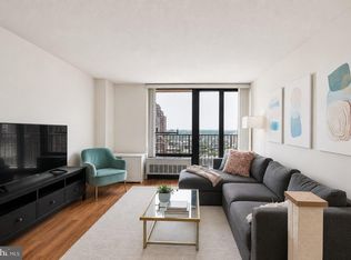 1420 Locust St APT 21M, Philadelphia, PA 19102