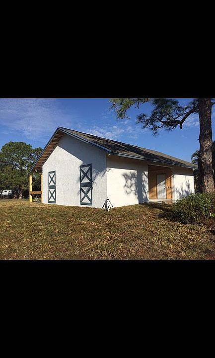 1st image of 819 Cindy Circle Ln