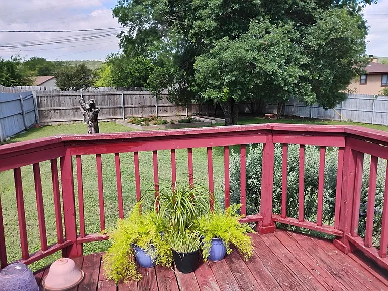 410 Saddle Dr — Photo 52