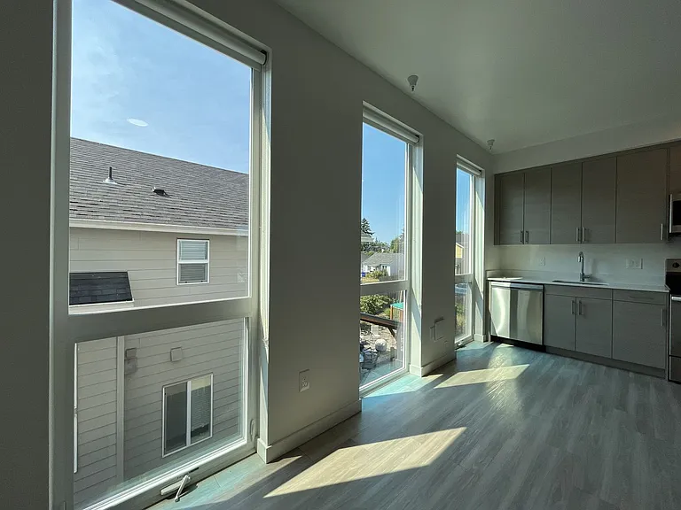 6080 SE 84th Ave #201B — Photo 11