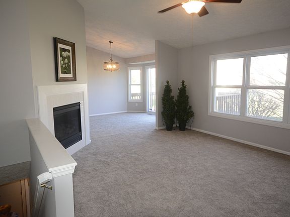 5th image of 14696 Hardtke Dr