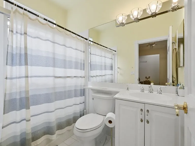 1716 NW 124th Way — Photo 20
