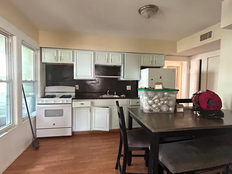 86 Main Street Anx #1B — Photo 1