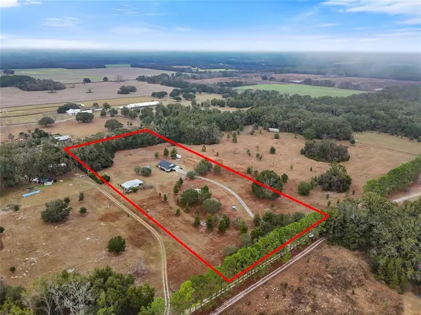 4910 NW 271st Ter, Newberry, FL 32669