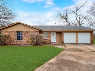 228 Teeter Dr, Crowley, TX 76036