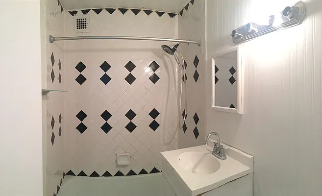 Sold by EZ Sell Realty | media 15