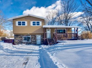 3532 Gary Dr, Mogadore, OH 44260