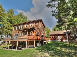 21 Pine Grove Ln, Rangeley, ME 04970