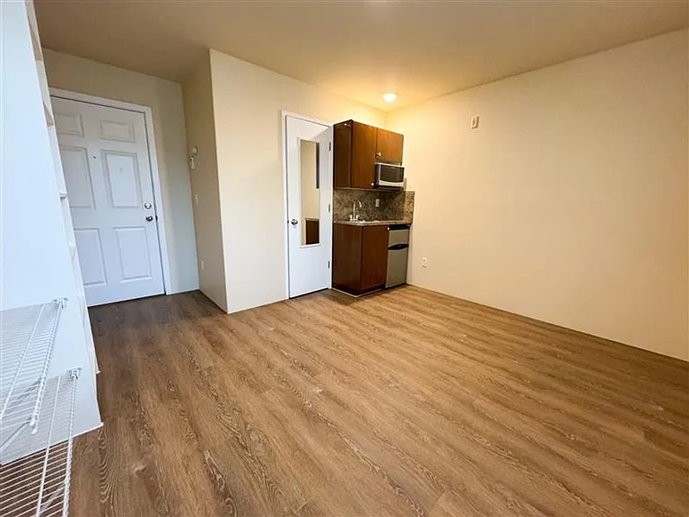 Vision 5 Apartments — Photo 29