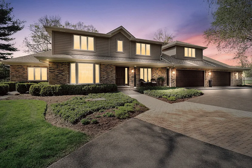 18 Bow Ln photo 1