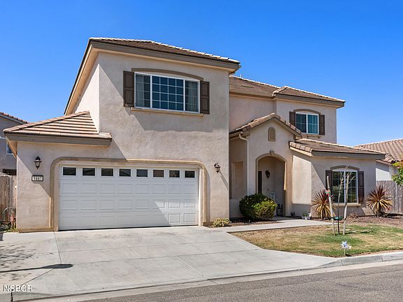 3rd image of 1447 W Heritage Way